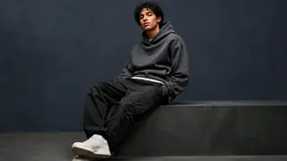 Best AI Streetwear Urban Model Backgrounds Generator: Create Stunning Streetwear Urban Model Backgrounds in Seconds visual example 2